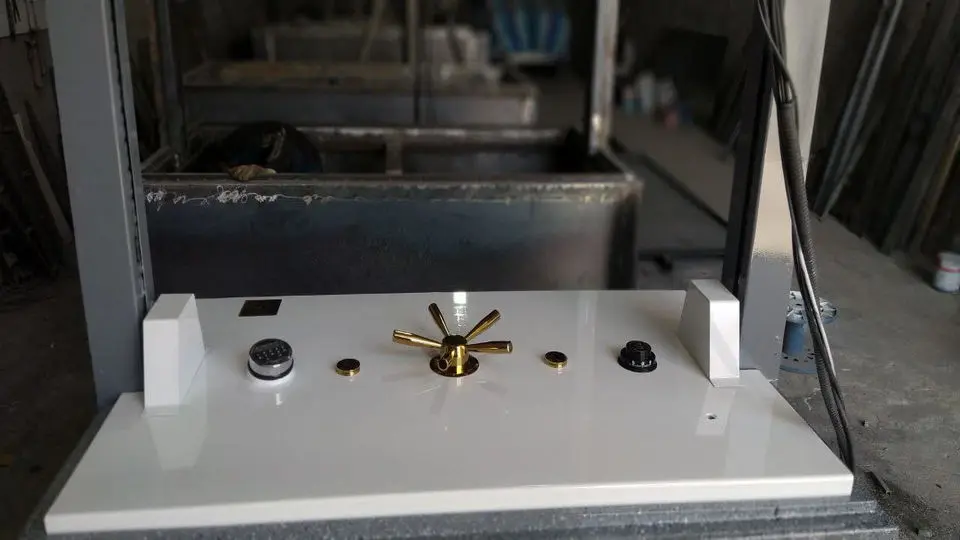 نقش گاوصندوق‌ های آسانسوری